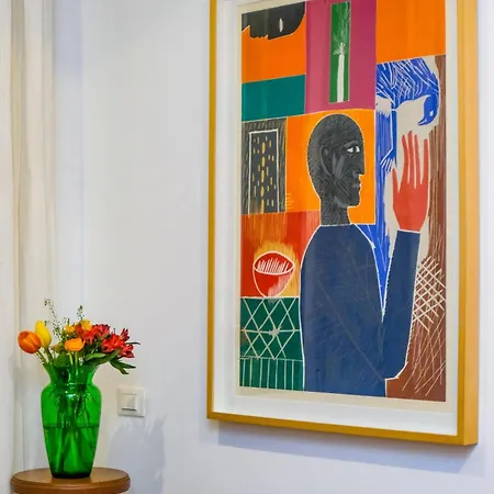 Art Center Apartment
