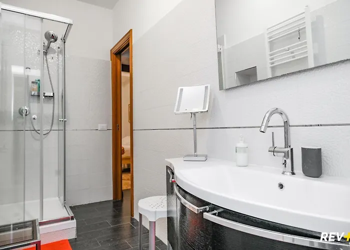 Art Center Apartment Rome